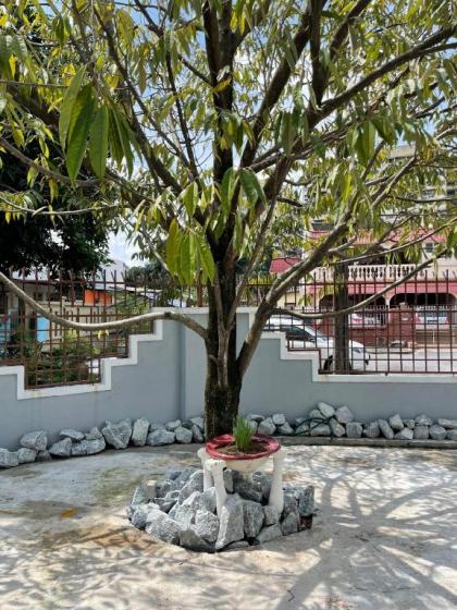 New 4-bedrooms V House in KL - image 23