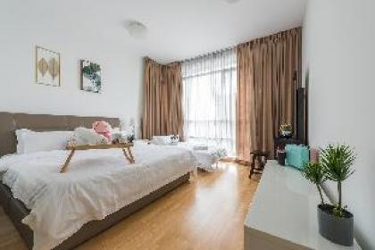 Publika Mont Kiara 2Br [Muji Spa] MITEC@5min 10pax - image 3