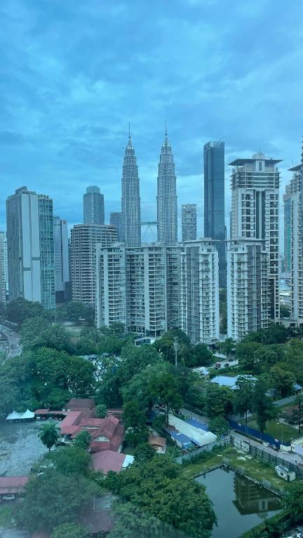 KLCC View Room - image 4