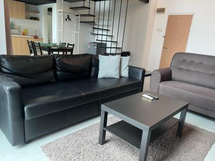 MINIMALIST DUPLEX STUDIO @ EMPIRE CITY 