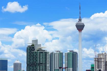 Modern apartment   KLCC  and infinity pool - image 14