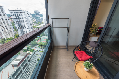 Balcony Netflix 2-6Pax @Arcoris Mont Kiara - image 17