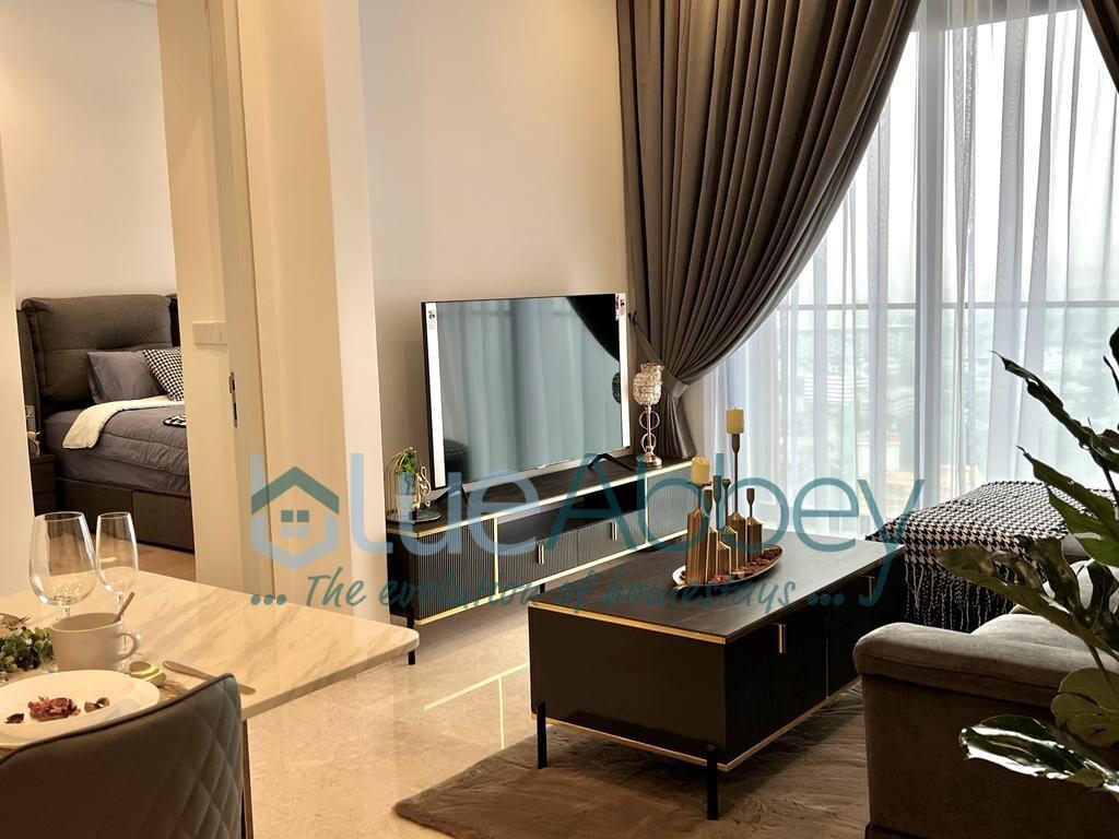 KL Elegant Five star 2 bedroom service apartment - main image