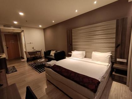 ACS-suites@One Bukit Ceylon (Unit 13-20) - image 3