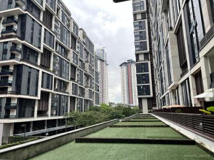 Modern Furnishing Arcoris 1-4 pax-5min to 163 mall - image 23