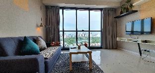 MCity 1 BR designer suite with KLCC lake view - image 7