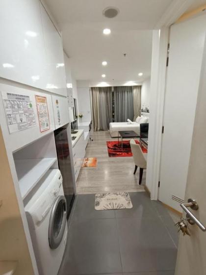 The Perfect Retreat @One Bukit Ceylon (Unit 26-13) - image 3