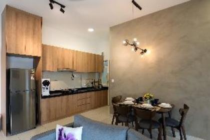 Cozy 3-bedroom condo 5 Pax @ Titiwangsa Sentral KL - image 4