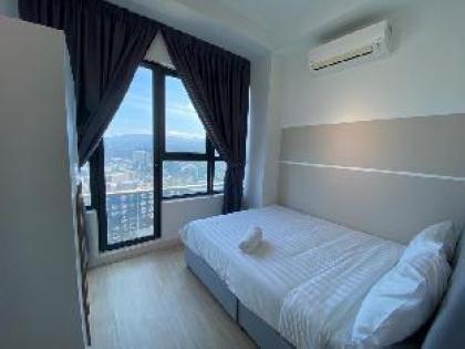 Dashing 3BR Suite @ Arte Plus Ampang - image 15