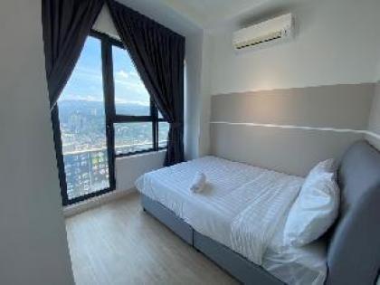 Dashing 3BR Suite @ Arte Plus Ampang - image 20