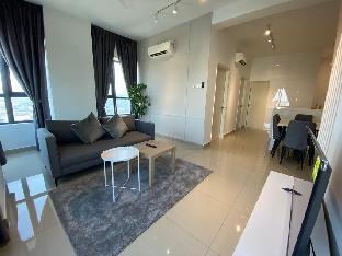 Dashing 3BR Suite @ Arte Plus Ampang - image 7