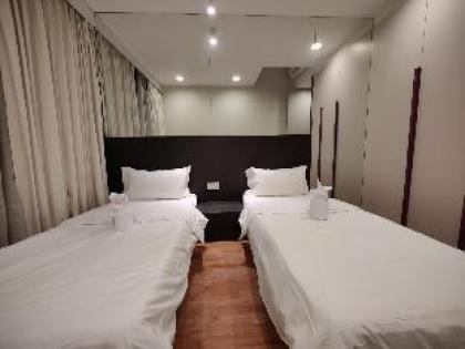 Mulberry Verve Suites KL Mid Valley 5 Pax 2 BR - image 10