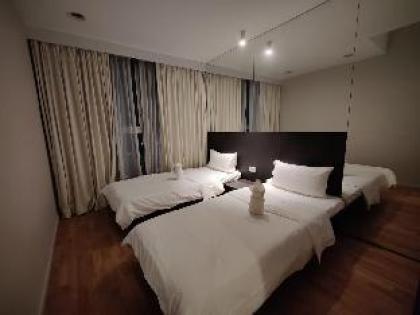 Mulberry Verve Suites KL Mid Valley 5 Pax 2 BR - image 11