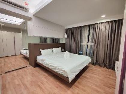 Mulberry Verve Suites KL Mid Valley 5 Pax 2 BR - image 14