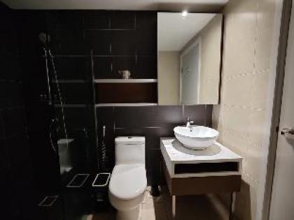 Mulberry Verve Suites KL Mid Valley 5 Pax 2 BR - image 16