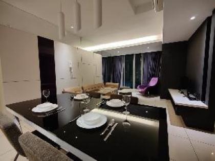 Mulberry Verve Suites KL Mid Valley 5 Pax 2 BR - image 2