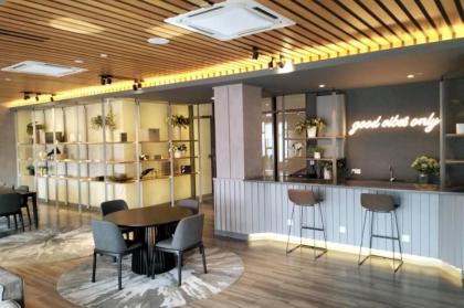 KLCC CityTowerViewSty5Pax @CeylonzSuites - image 28