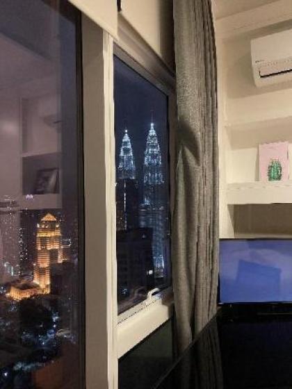 Platinum klcc by home stay - image 19