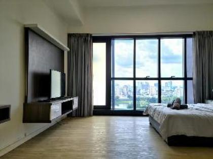 M city Cozy studio suite- lake view (KLCC area) - image 7