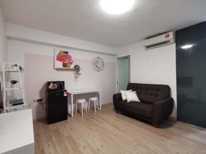 CozySuite 1-4pax 5min to Ikea and 1u shopping mall - image 4