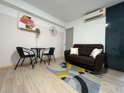 CozySuite 1-4pax 5min to Ikea and 1u shopping mall - image 7