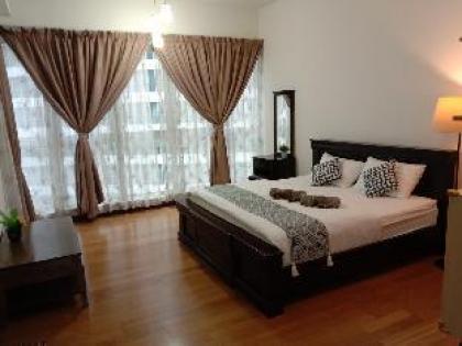 Near PWTC Sogo 2 Rooms Unit for 5 pax KLCC View - image 1