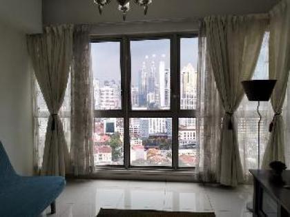 Near PWTC Sogo 2 Rooms Unit for 5 pax KLCC View - image 7