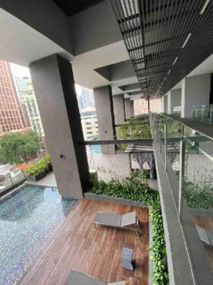 Modern Suites Netflix 3Mins to Monorail KL KLCC - image 12