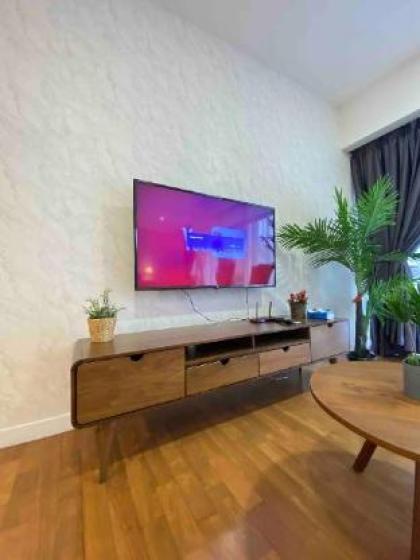 Modern Suites Netflix 3Mins to Monorail KL KLCC - image 16