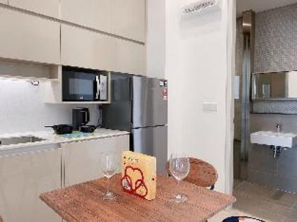 Cozy Luxury 2 BDR Residence@Lalaport-Lucentia - image 16