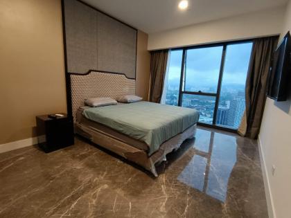 Platinum Suite 2 KLCC Condo with InfinityView Pool - image 13