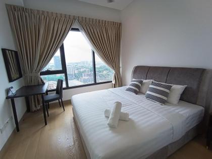 High Floor Luxury Family suites Kuala Lumpur BBCC - image 25