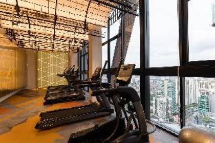 Scarletz Studio KLCC 4pax 100Mbps City View Pool - image 16