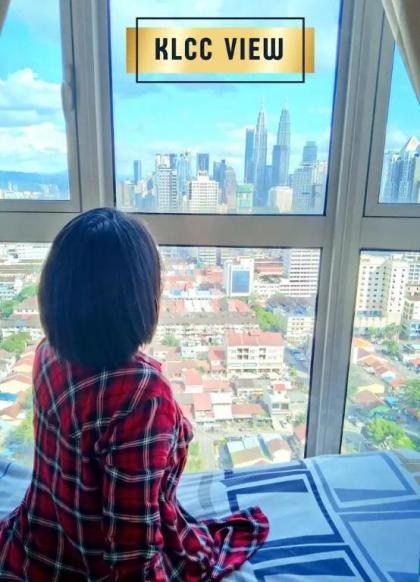 Limited Edition  3 bedroom Regalia Suite  KLCC - image 27