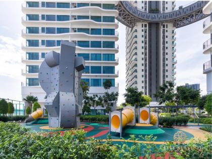Modern Elegant 1 Bedroom @Linqsky KL - image 4