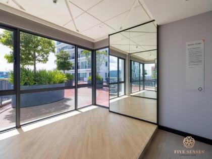 LinqSky Studio in the city with amazing KL view - image 15