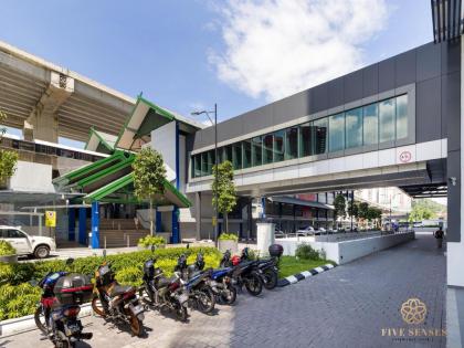 LinqSky Studio in the city with amazing KL view - image 5