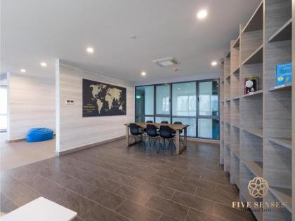 One bedroom Apartment in KLCC - image 25
