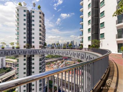 One Bedroom Studio @ Infinity Pool with KL View - image 8