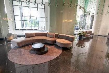 Bukit Bintang area KLCC :2br luxury Eaton#1 - image 11