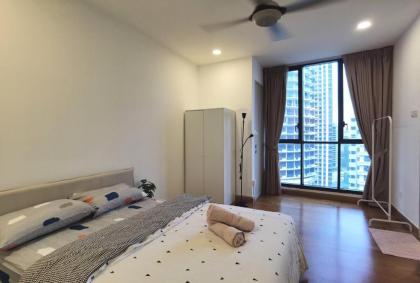 Cozy Apt near LRT Universiti Kuala Lumpur (2BR) - image 10