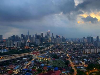 Datum Jelatek SkyRing Near KLCC Linked LRT/Mall  - image 18