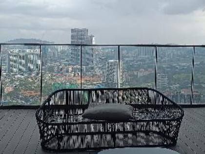 Family Luxury Suites Kuala Lumpur  Infinity pool - image 10