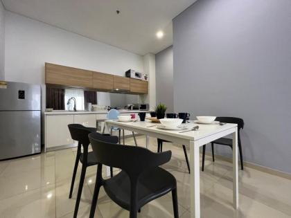 Plaza Arkadia Desa Parkcity 4-6pax FamilySuite - image 2