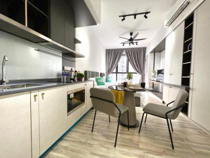 NEW# Midvalley Millerz Square Suite  OUG w Netflix - image 28