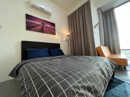 Hearty Studio Empire Damansara/WiFi/Netflix - image 2