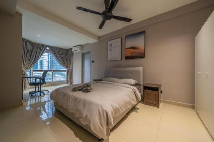 Pool w 3 bedroom  Fahrenheit Suites Bukit Bintang - image 11