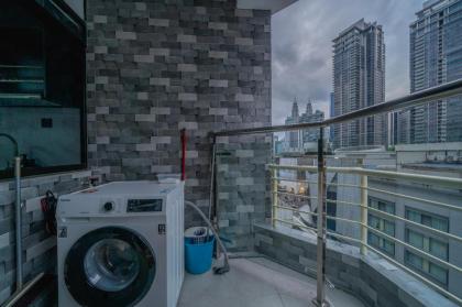 Pool w 3 bedroom  Fahrenheit Suites Bukit Bintang - image 5