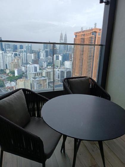 Premium High Floor Family Suite Infinity Pool #KL - image 21