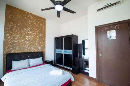 StayAwesome Homestay at Regalia - image 26